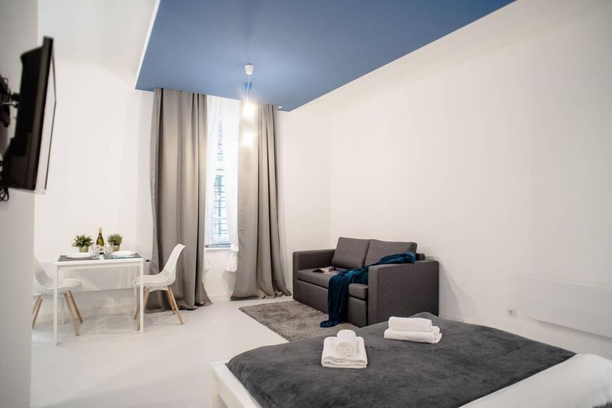 Cute, New And Modern Apartment In The Center ブダペスト エクステリア 写真